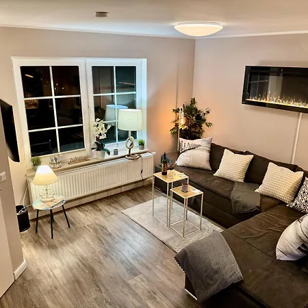 Haus Vier-jahreszeiten Holiday home Zingst